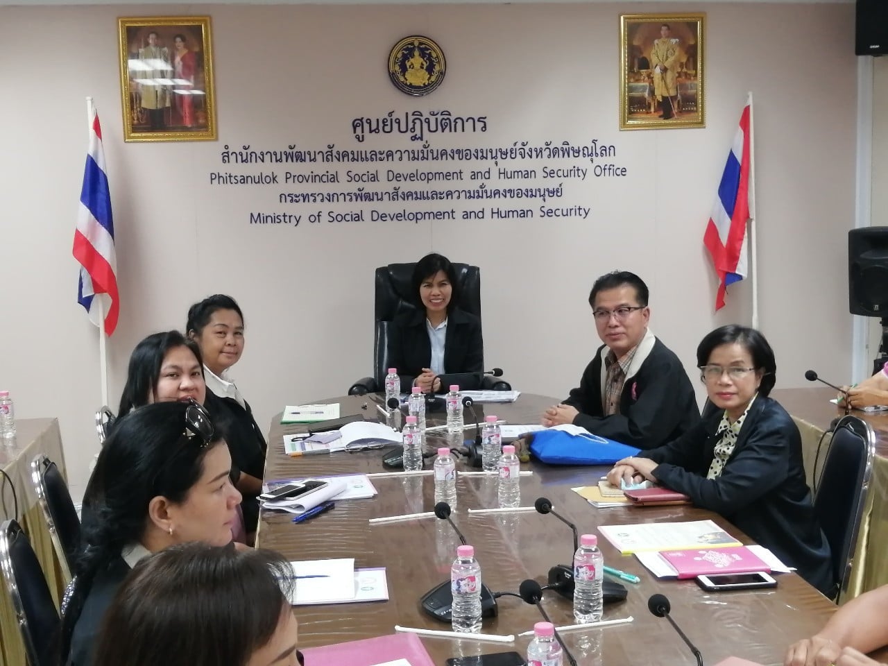 ร่วมประชุมติดตามการขับเคลื่อนงาน ตามนโยบาย​ รมว.​พม.