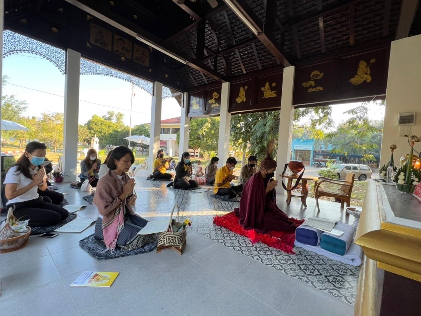 ธรรมนำทาง วันธรรมสวนะ