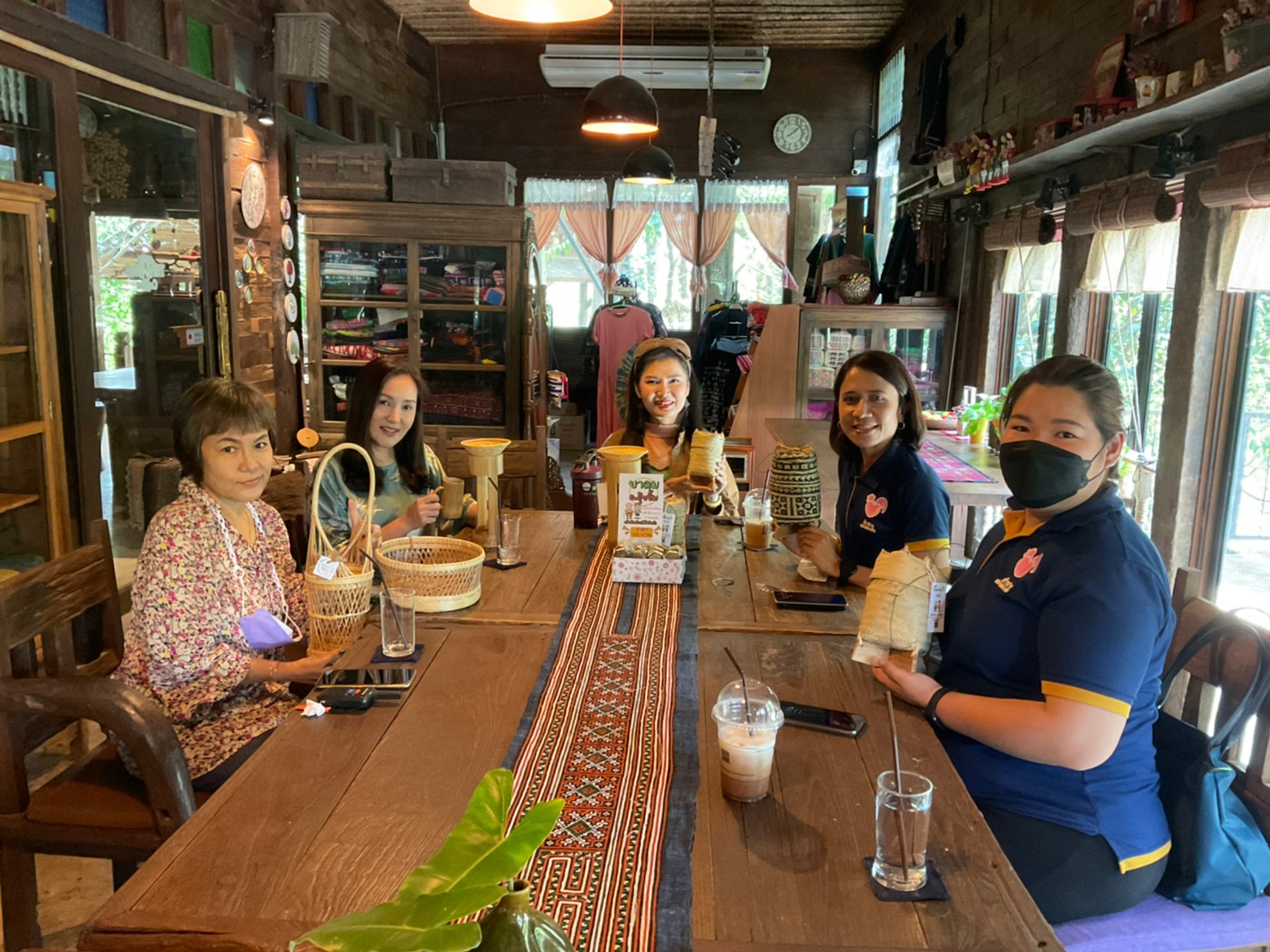 ผลักดันผลิตภัณฑ์ผู้สูงอายุ ส่งเสริมการขายผ่านหน้าร้าน 